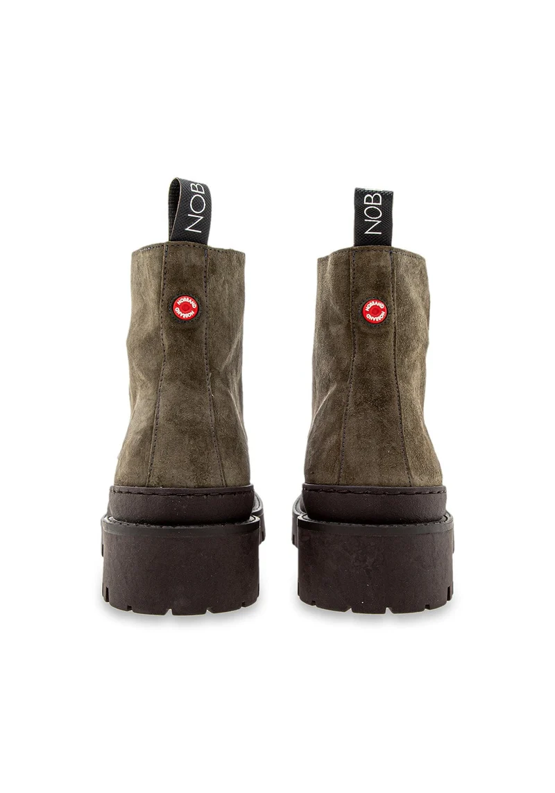 Laax kaki