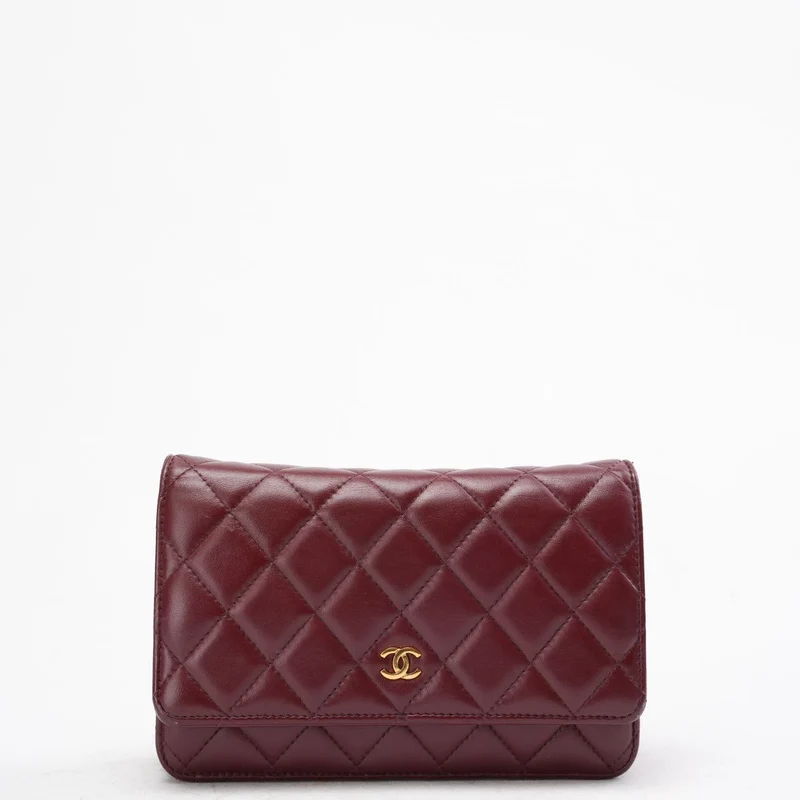 Chanel Burgundy Classic Wallet on Chain (WOC) aus Lammleder 2018