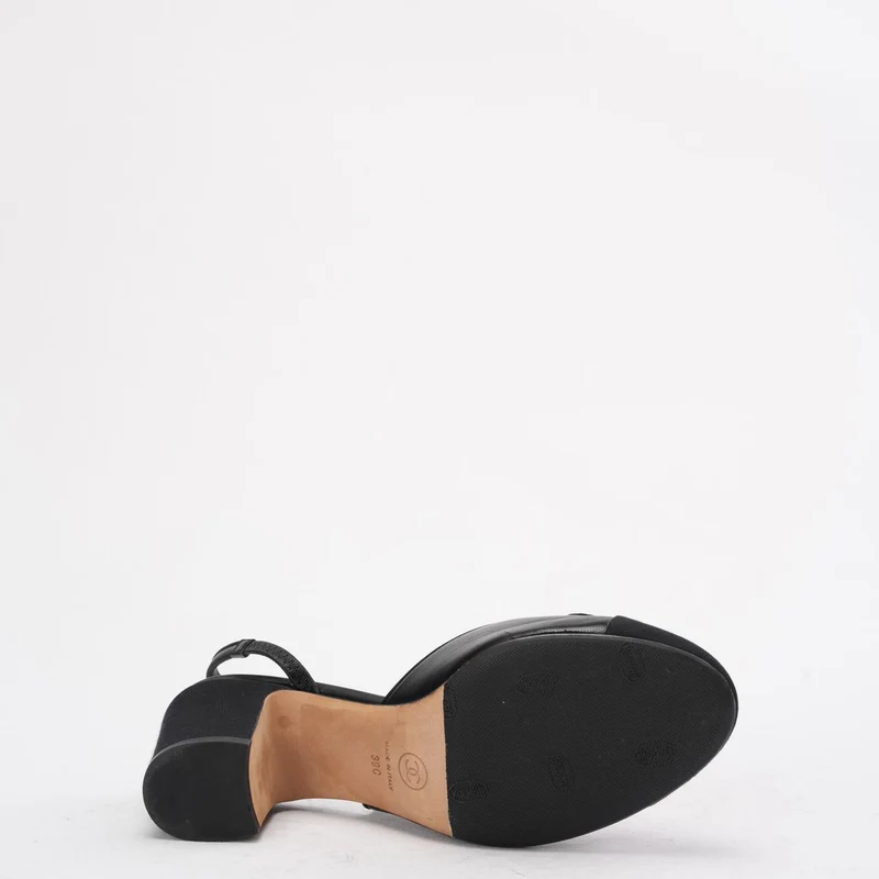 Chanel Slingback-Pumps aus schwarzem Wildleder und Leder mit CC-Logo, Größe 39C