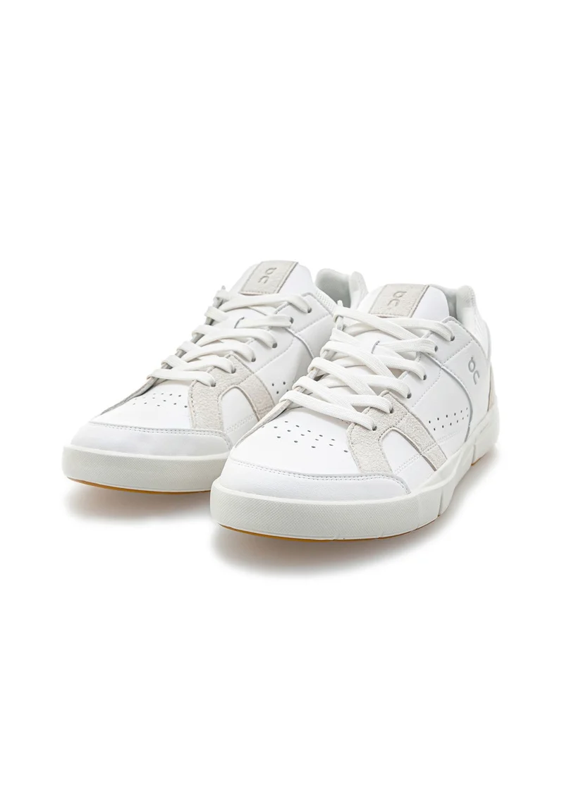 48.99141 W The Roger Clubhouse white/san
