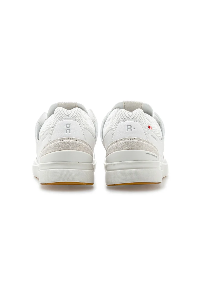 48.99141 W The Roger Clubhouse white/san