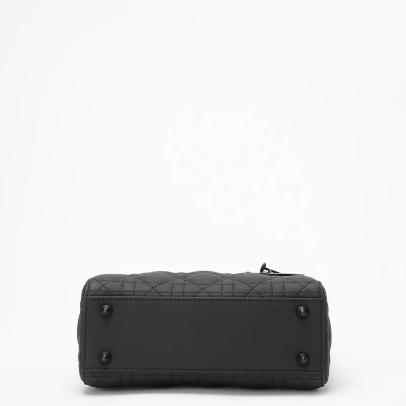 Christian Dior Mattschwarze kleine Lady Dior Tasche 2021