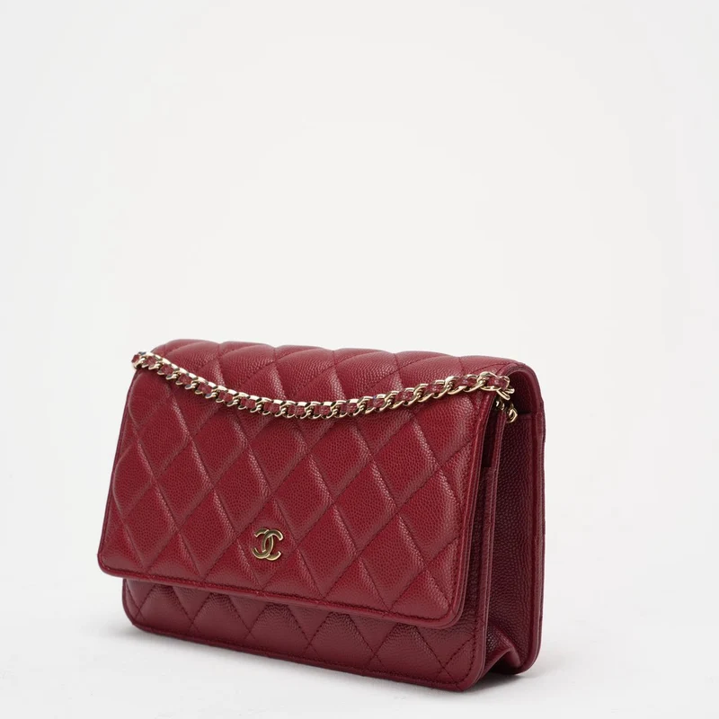 Chanel Burgunderrote Geldbörse mit Kette WOC Caviar 2019