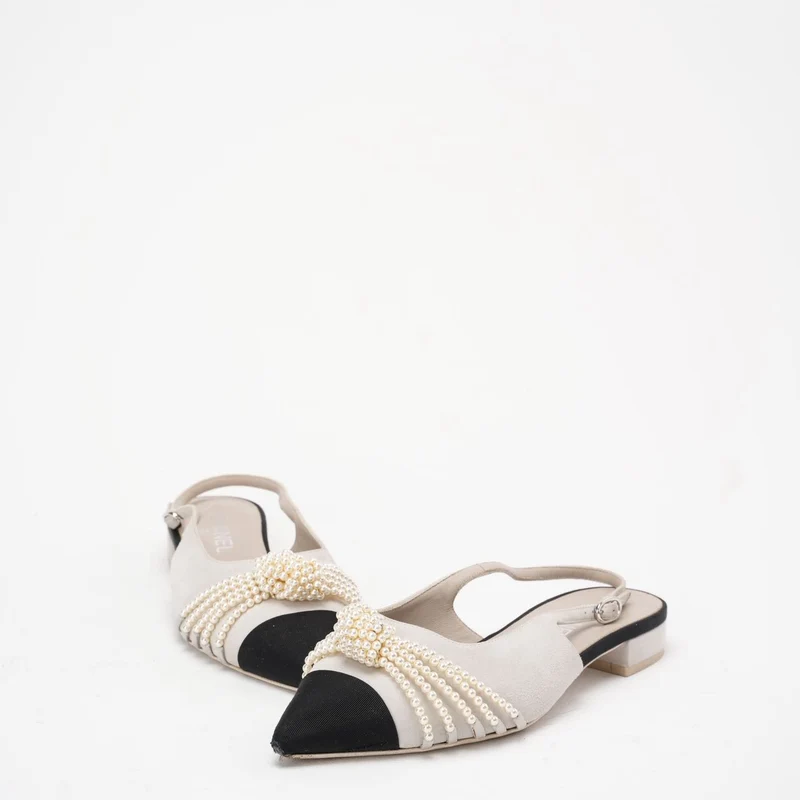 Chanel Satin Grosgrain Pearl Slingback Flats Weiß/Schwarz Größe 37C