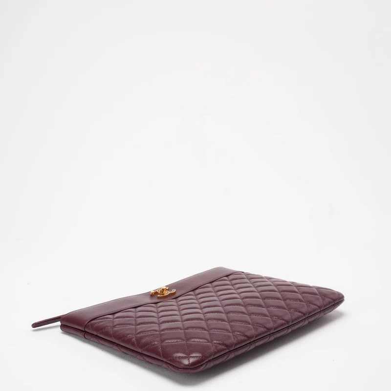 Chanel Burgunderrote Clutch aus Lammleder 2016-2017