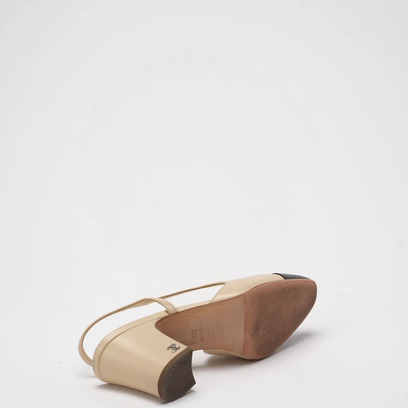 Chanel Schwarz/Beige Ripsband Cap Toe CC Slingback 38