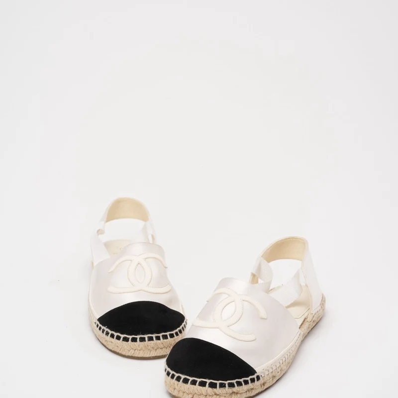 Chanel CC-Espadrille mit Kappe aus Lammleder in Weiß/Schwarz, Größe 40