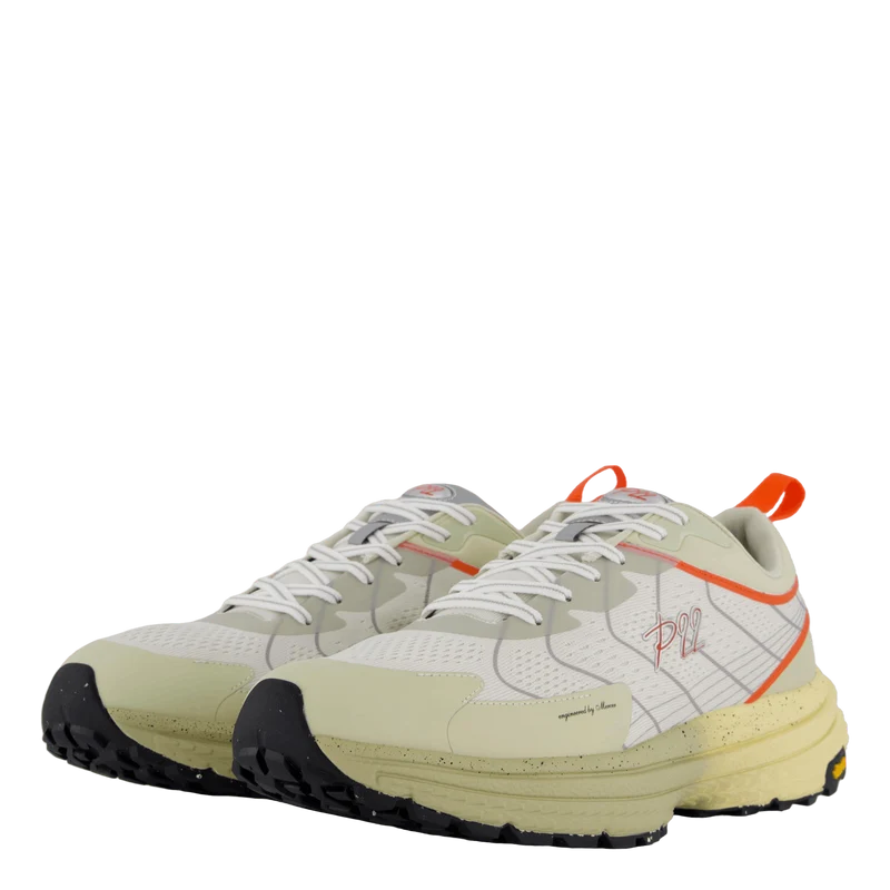 P22 Off White