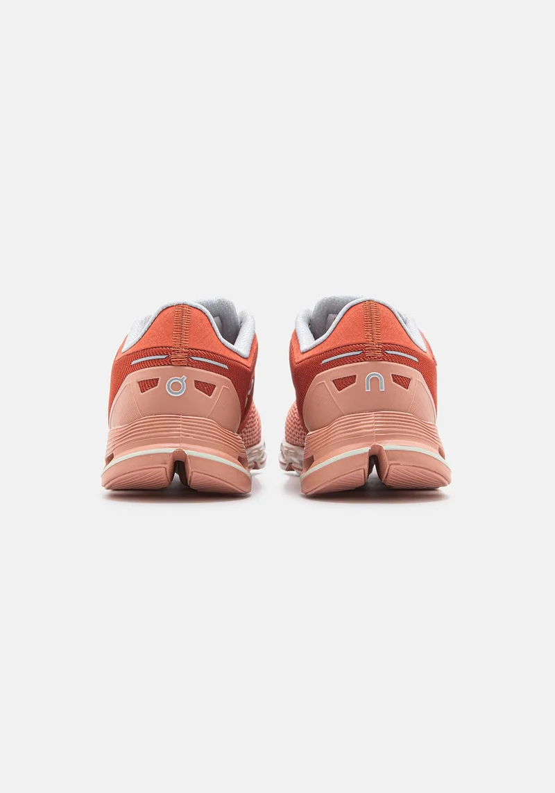 11.99864 W Cloudflyer ginger/white