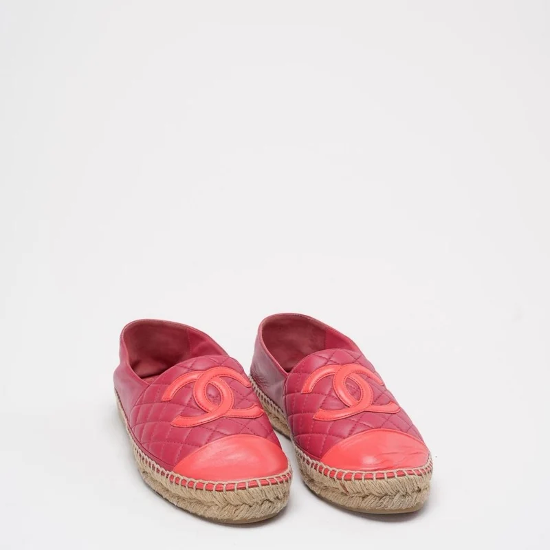 Chanel Rote CC-Espadrilles aus Leder, Größe 40