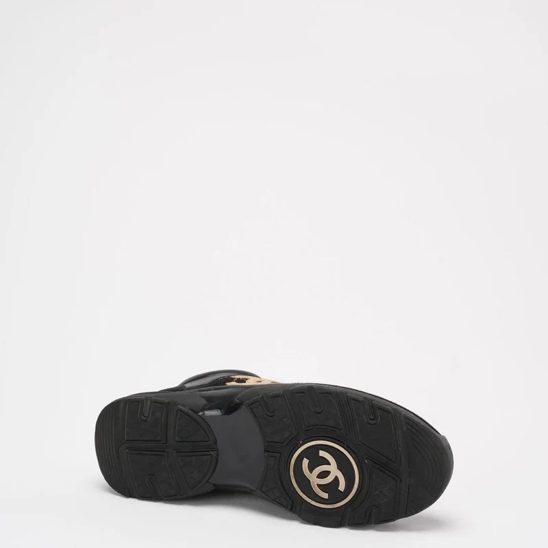 Chanel – Schwarze Schnür-Sneaker aus Leder und Wildleder, 39 ½