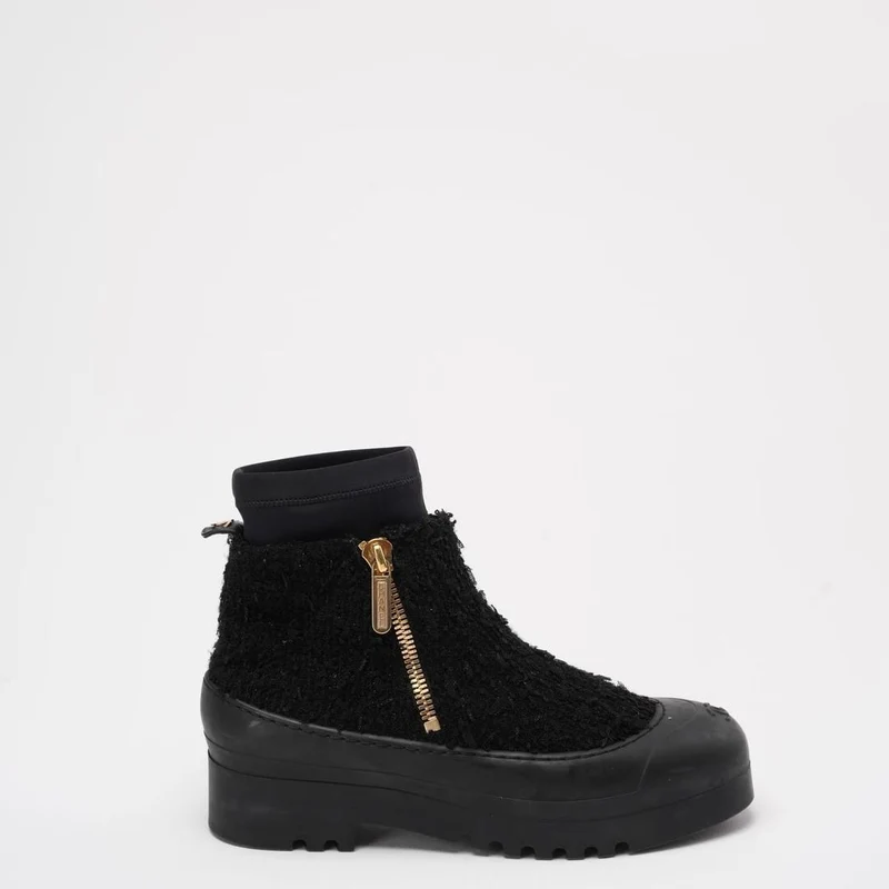 Chanel Schwarze Tweed-Gummi-CC-Kurzstiefel, Größe 40