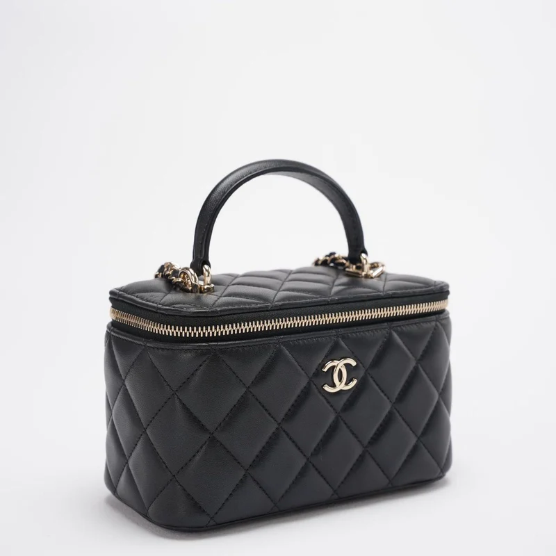 Chanel Vanity Case Bag Schwarze gesteppte Lammledertasche mit goldenen Beschlägen 2021