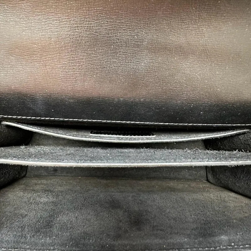 Saint Laurent Schwarzes Kalbsleder Mittleres Monogramm Sonnenuntergang