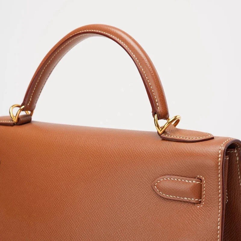 Hermès Vintage Gold Kelly Sellier 32 Epsom D Square 2000