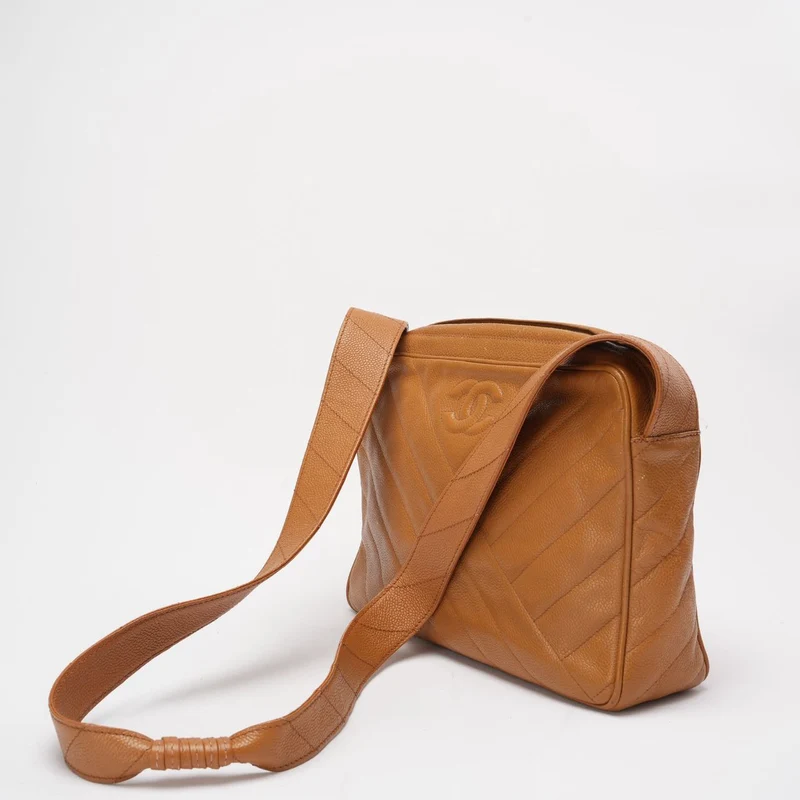 Chanel Vintage Caramel Caviar Diagonal Umhängetasche