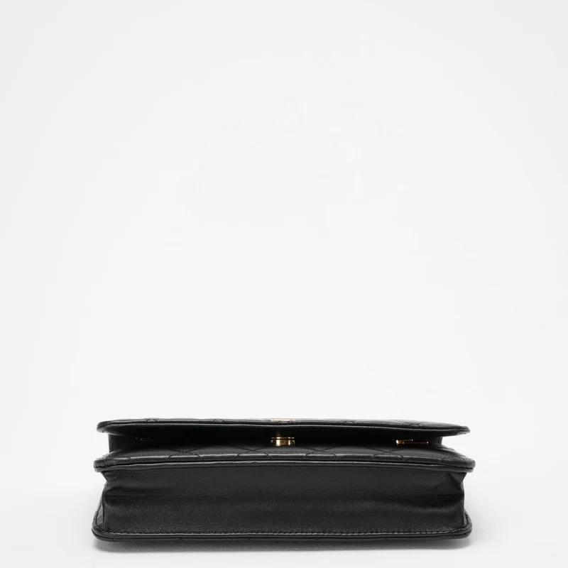 Chanel Schwarze Geldbörse auf Kettentasche Lammleder 2019