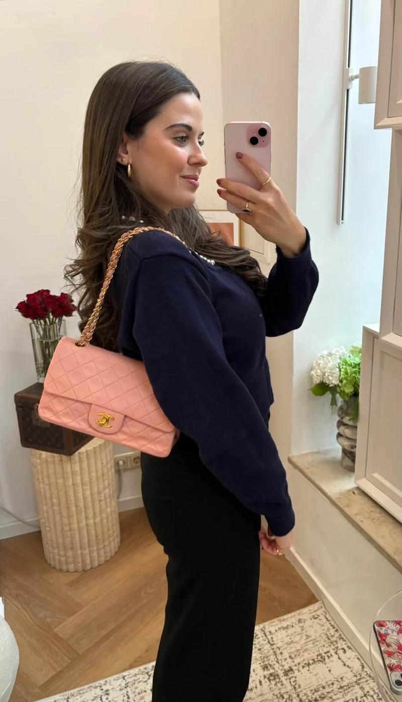 Chanel Vintage – Kleine klassische Flap-Tasche aus rosa Lammleder