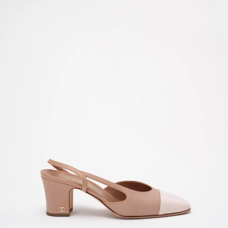 Chanel Beige / Creme Leder CC Cap-Toe Slingback Pumps Größe 39