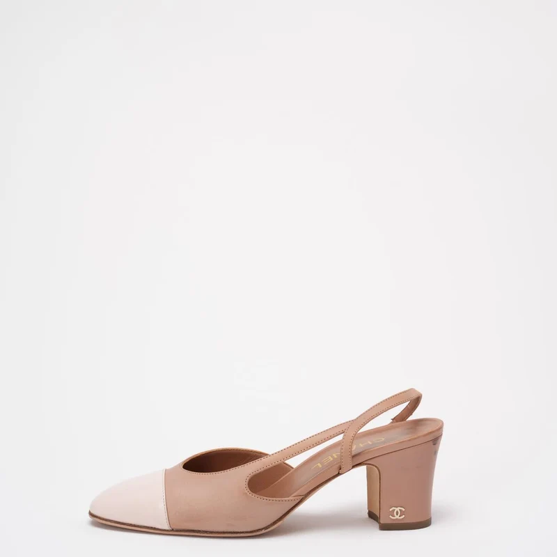 Chanel Beige / Creme Leder CC Cap-Toe Slingback Pumps Größe 39