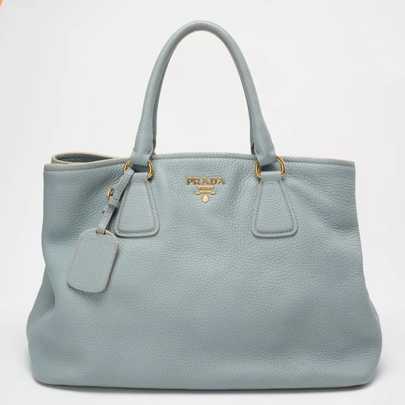 Prada – Mittlere Galleria-Tasche aus hellblauem Saffiano Lux-Leder