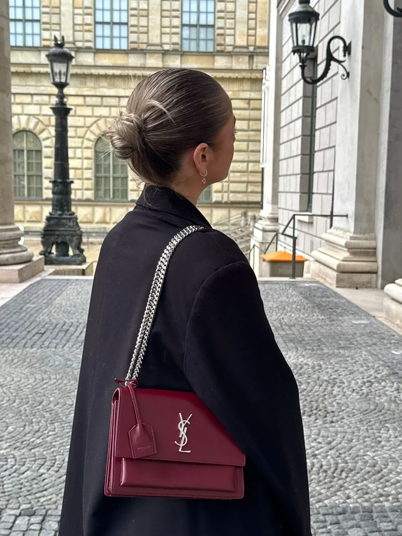 Saint Laurent Sunset Bag Burgundy Box Leder mit silberner Hardware Medium