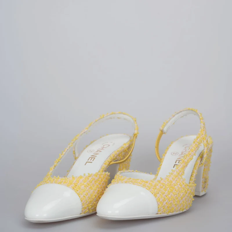 Chanel Tweed Slingback 39 hellgelbe Pumps mit CC-Logo