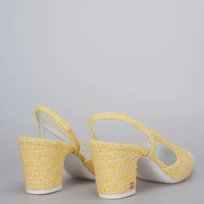 Chanel Tweed Slingback 39 hellgelbe Pumps mit CC-Logo