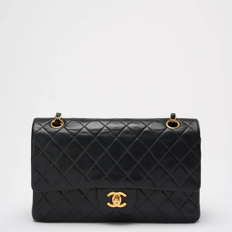 Chanel Vintage Timeless Flap Bag Schwarz Medium 24K Gold Hardware