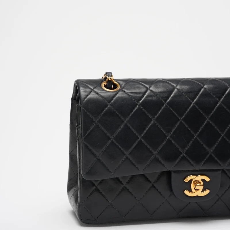 Chanel Vintage Timeless Flap Bag Schwarz Medium 24K Gold Hardware