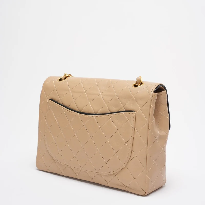 Chanel Vintage Zweifarbige zeitlose Flap Bag Schwarz Beige