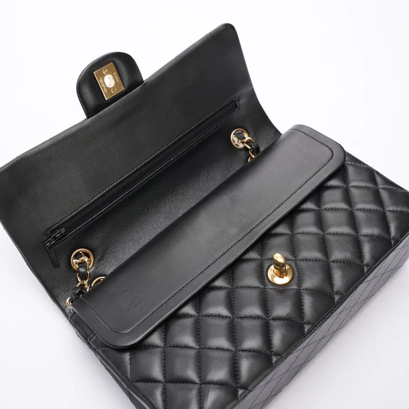 Chanel Classic Flap Bag Schwarz Mittel 2018