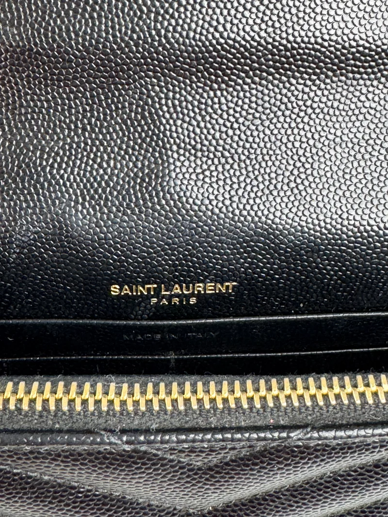 Saint Laurent YSL Chain Wallet Monogramm Nero Wallet auf einer Kettentasche