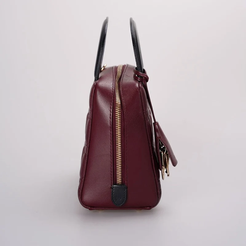 Christian Dior Cannage Lily Einkaufstasche aus Lammleder in Burgunderrot