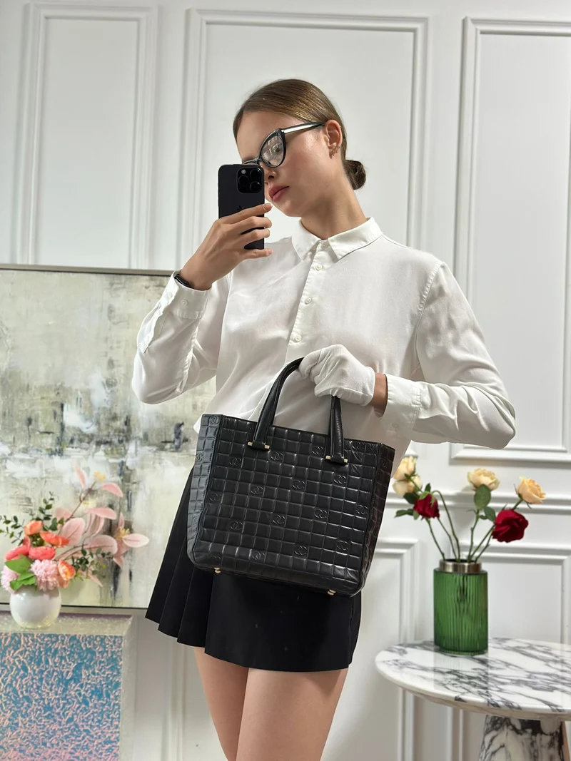 Chanel Vintage Schokoriegel-Tasche