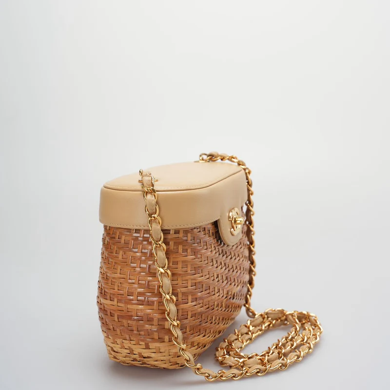 Chanel Vintage Weidenkorb-Umhängetasche – Limitierte Auflage