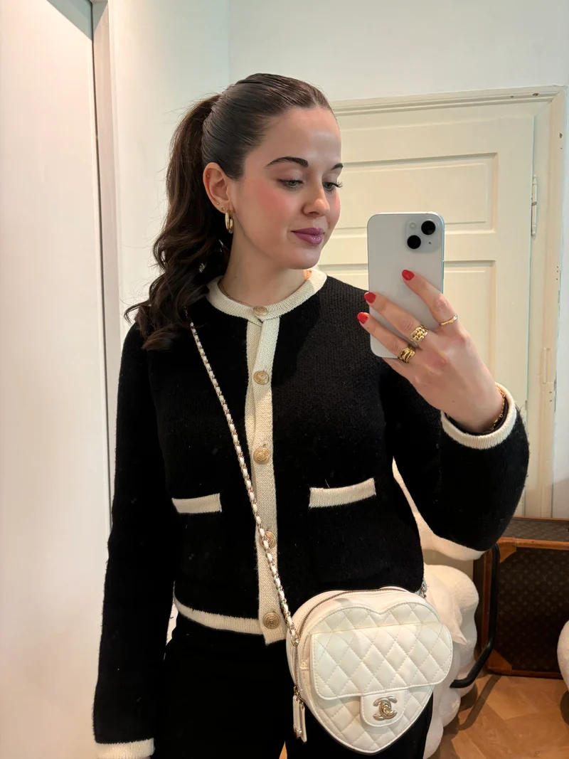 Chanel Big Heart Bag CC in Love Heart Clutch, groß, in Weiß mit champagnergoldenen Beschlägen