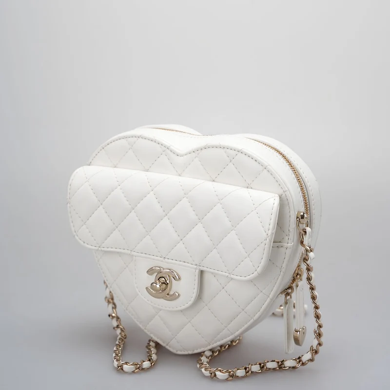 Chanel Big Heart Bag CC in Love Heart Clutch, groß, in Weiß mit champagnergoldenen Beschlägen