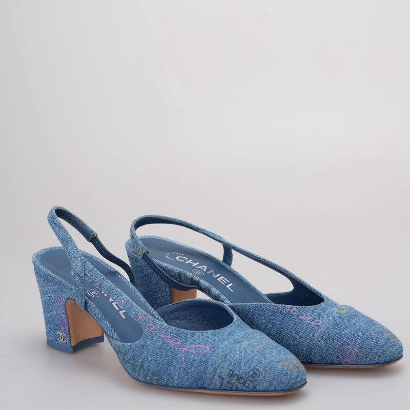 Chanel Denim Cap Toe CC Slingback-Pumps Hellblau & Mehrfarbig 36.5