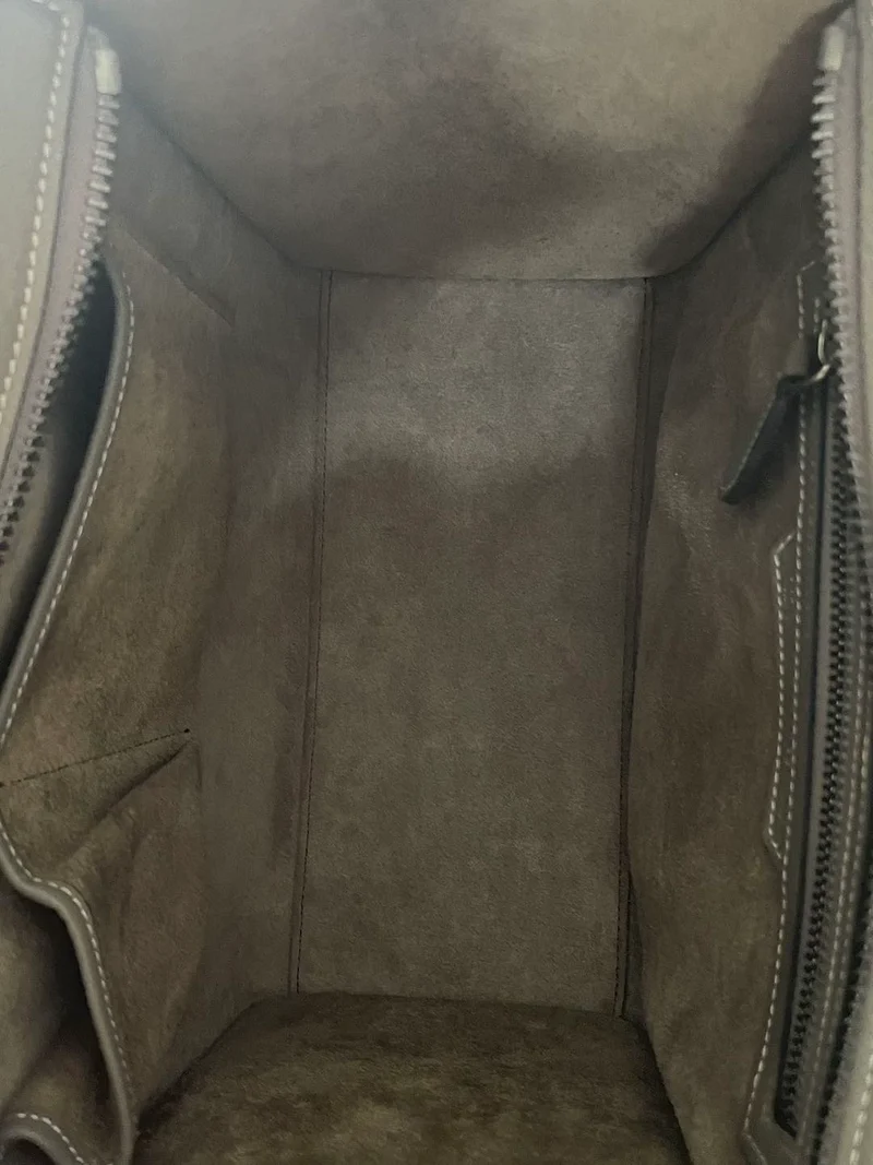 CELINE Micro Luggage Lederhandtasche in Grau