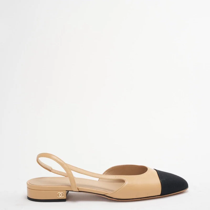 Chanel Beige / Schwarz Slingback Flache Sandalen Leder und Canvas Größe 38