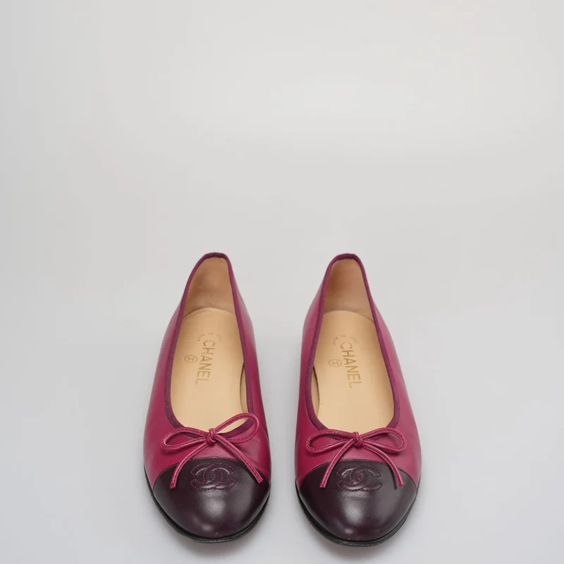 Chanel Ballerinas Ballerinas in Burgund und Schwarz Größe 40