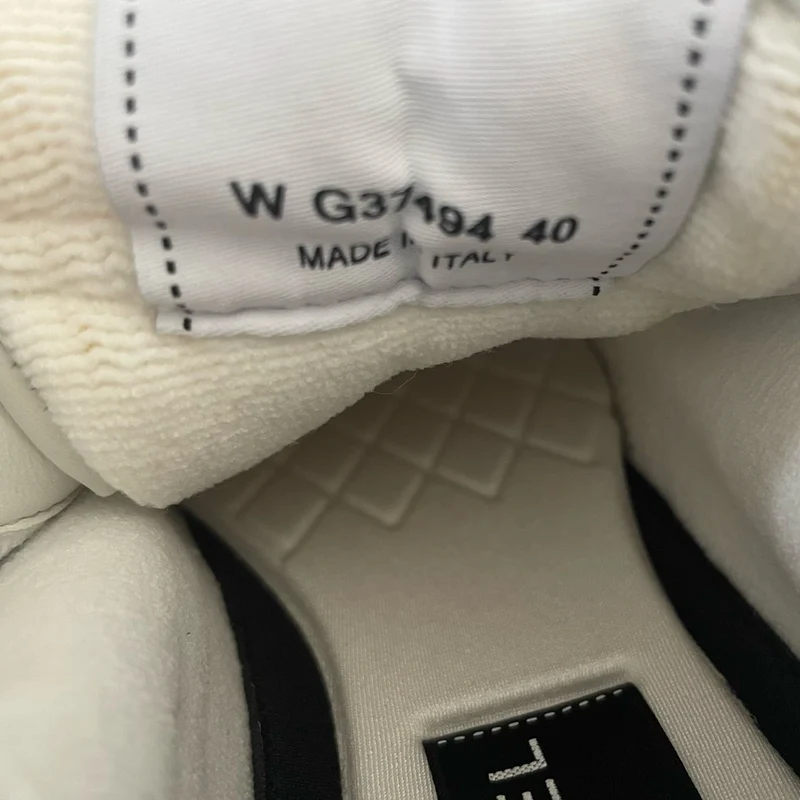 Chanel Denim Wildleder Sneakers in Pink und Weiß Größe 40