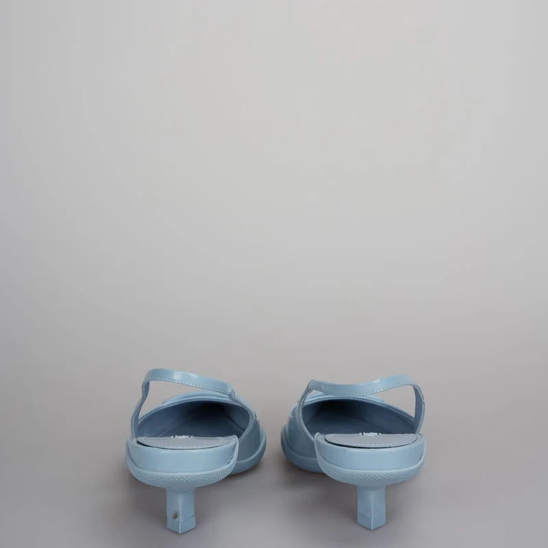 Prada Spazzolato Slingback-Pumps mit spitzer Zehenpartie und Dreieckslogo, Größe 37.5