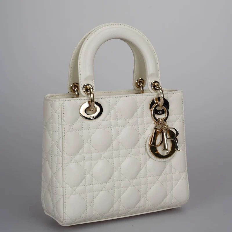 Christian Dior Kleine Lady Dior Tasche aus weißem Cannage-Lammleder mit goldenen Beschlägen