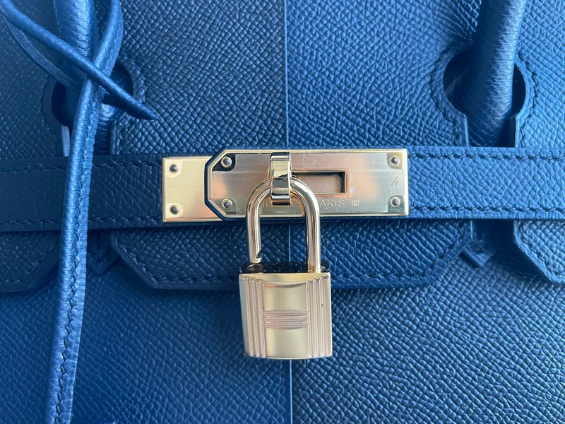 Hermes Birkin Bag 30 aus blauem Indigo und schwarzem Epsom-Leder mit goldener Hardware