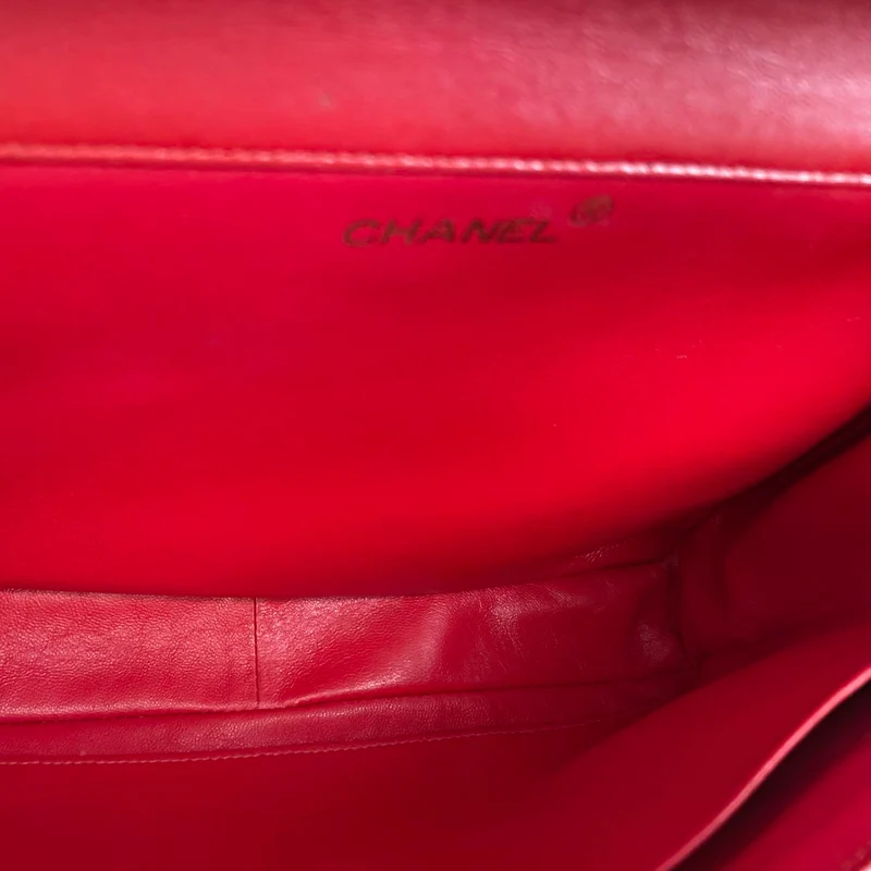 Chanel Vintage Red Classic Timeless Double Flap Bag mit 24 Karat Gold Hardware Double Side