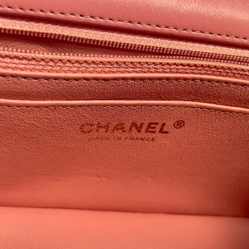 Chanel Tweed Classic Mini Flap Rechtecktasche in Weiß und Pink mit goldenen Beschlägen