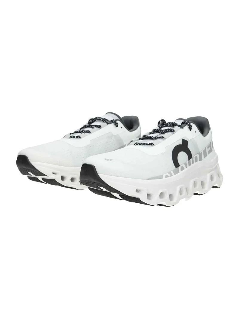 61.98434 M Cloudmonster all white
