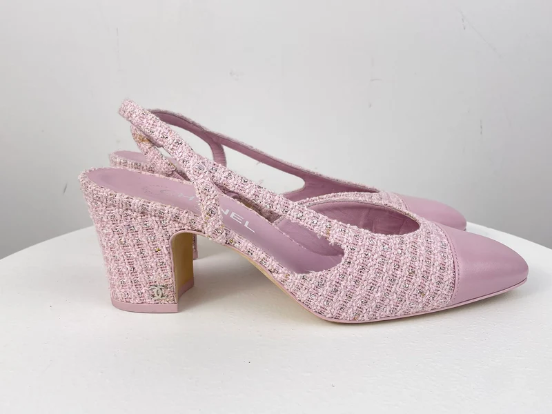Chanel Pink Tweed M Slingback-Pumps mit CC-Logo 39